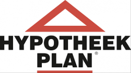 Logo van Hypotheek Plan met een rode driehoek boven de bedrijfsnaam in zwarte hoofdletters.