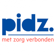 PIDZ-logo met blauwe letters en de rode slogan met zorg verbonden.