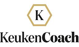 Logo van KeukenCoach met een gouden hexagon en daarin de letter K erboven.