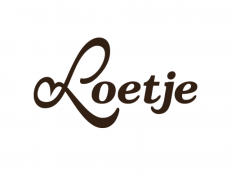 Loetje-logo met sierlijk bruine letters op een witte achtergrond.