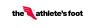 Logo van The Athlete's Foot met rode gevleugelde voet en merknaam in zwarte tekst.